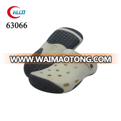 Fashion wholesales casual man's EVA operating theatre clogs