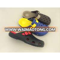 2017 Fuzhou made medical man two color EVA crocks/clogs